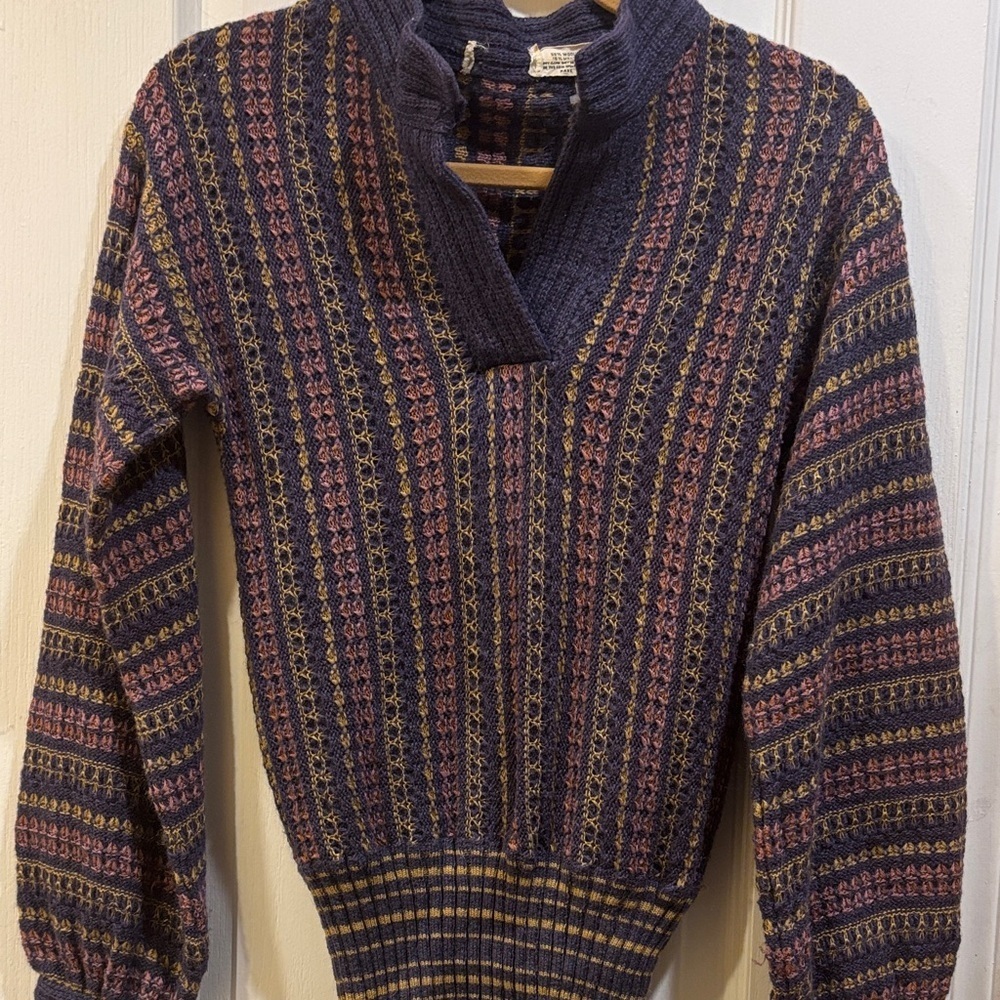 PURPLE PINK YELLOW WOOL ACRYLIC MOHAIR NYLON SWEATER VNECK SMOCKED ELASTIC WAIST